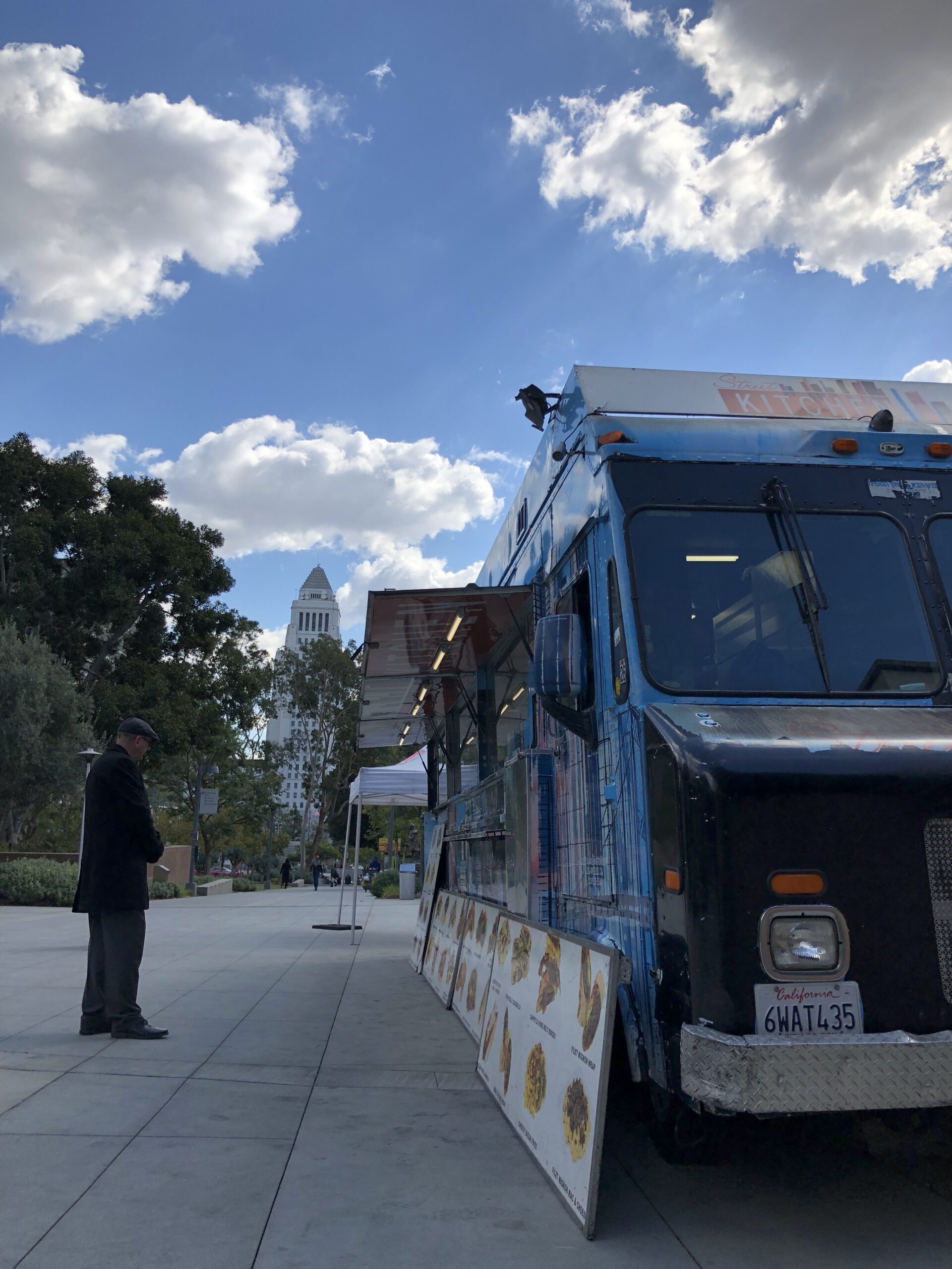 lunch truck in Grand Park